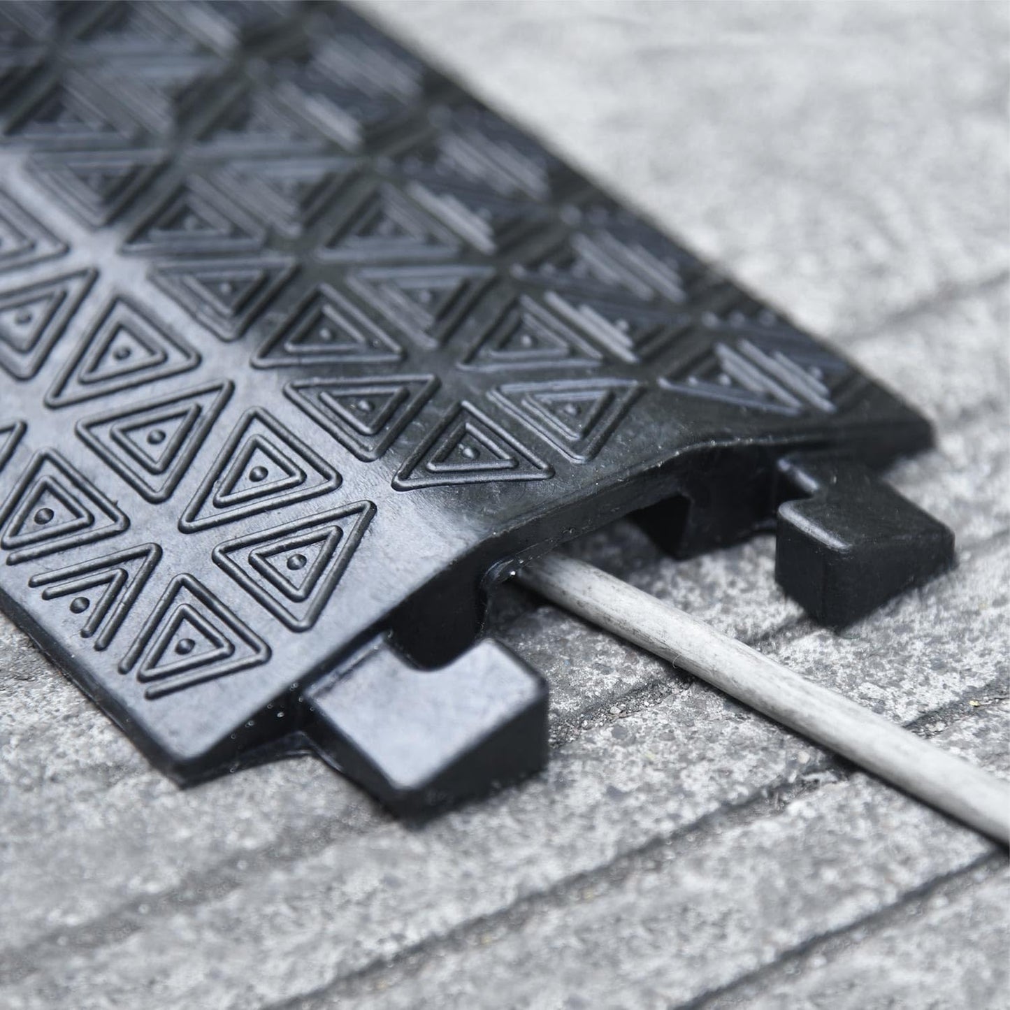 4 Pack 40" inch Drop Over Cable Cover, 4 Pieces Prevent Tripping Rubber Floor Cord Protector, Interlocking Cable Cover, Drop Track Cable Ramp for Home, Office, Store, Warehouse (Slim - 4Pack)