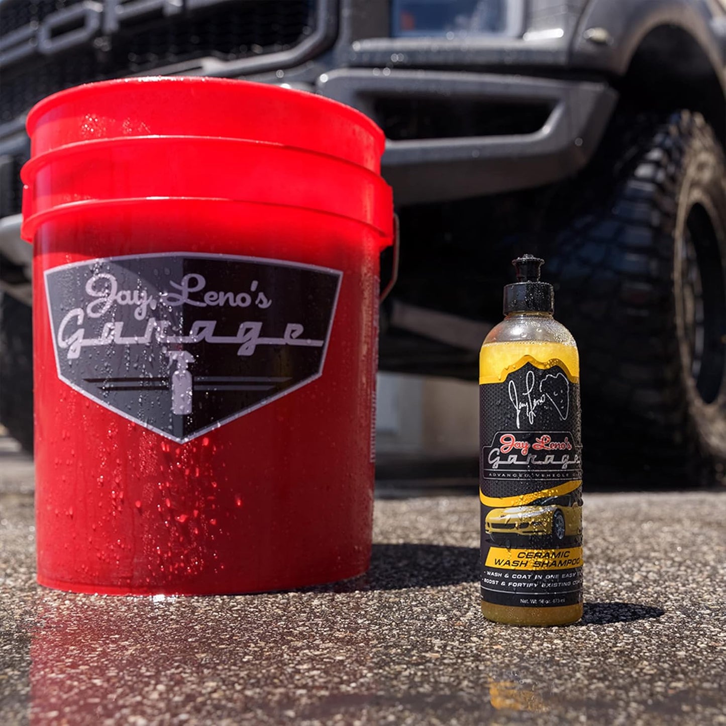 Jay Leno's Garage Ceramic Car Detailing Bucket Kit - Sprays, Liquids, Microfiber Towels, Applicators and Wash Mitt